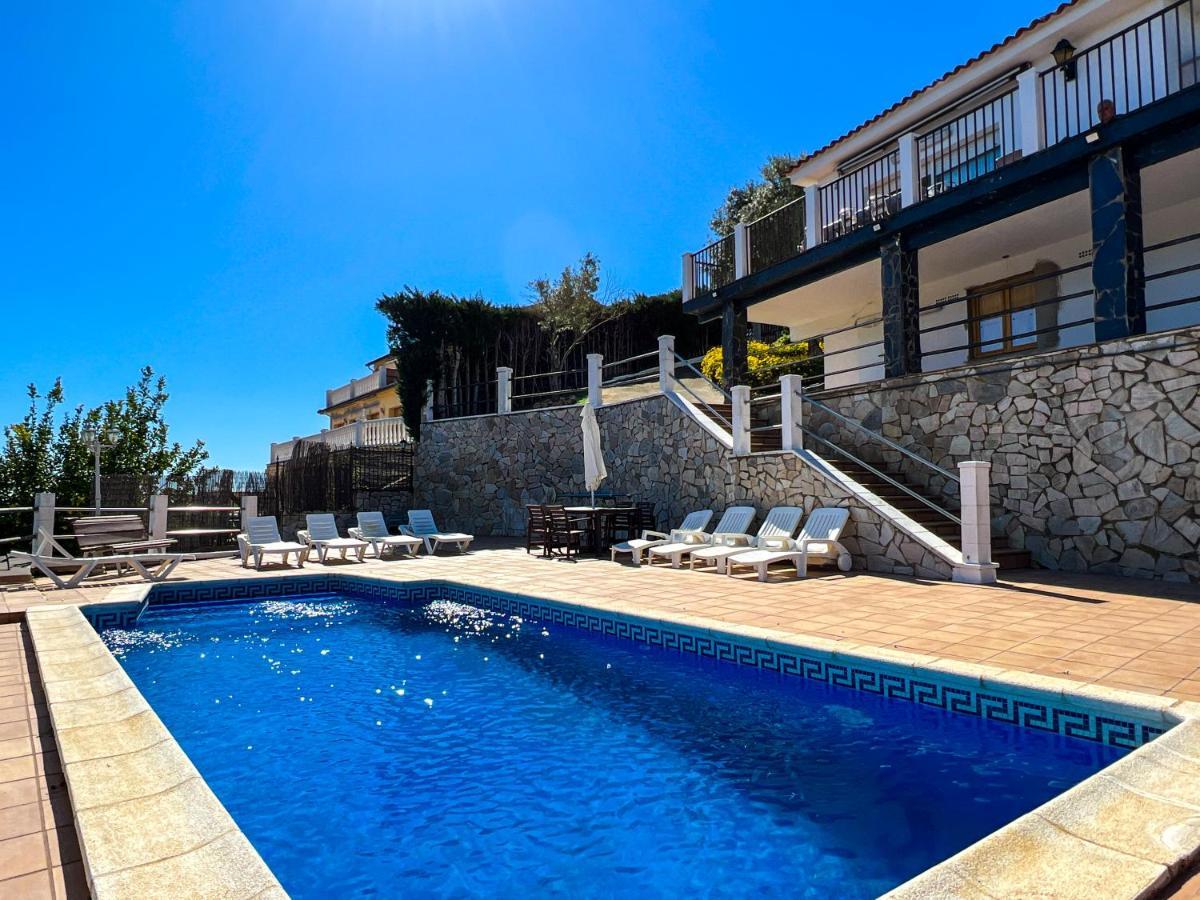 Villa Vivalidays Casa Ricardo Sant Cebrià de Vallalta Esterno foto