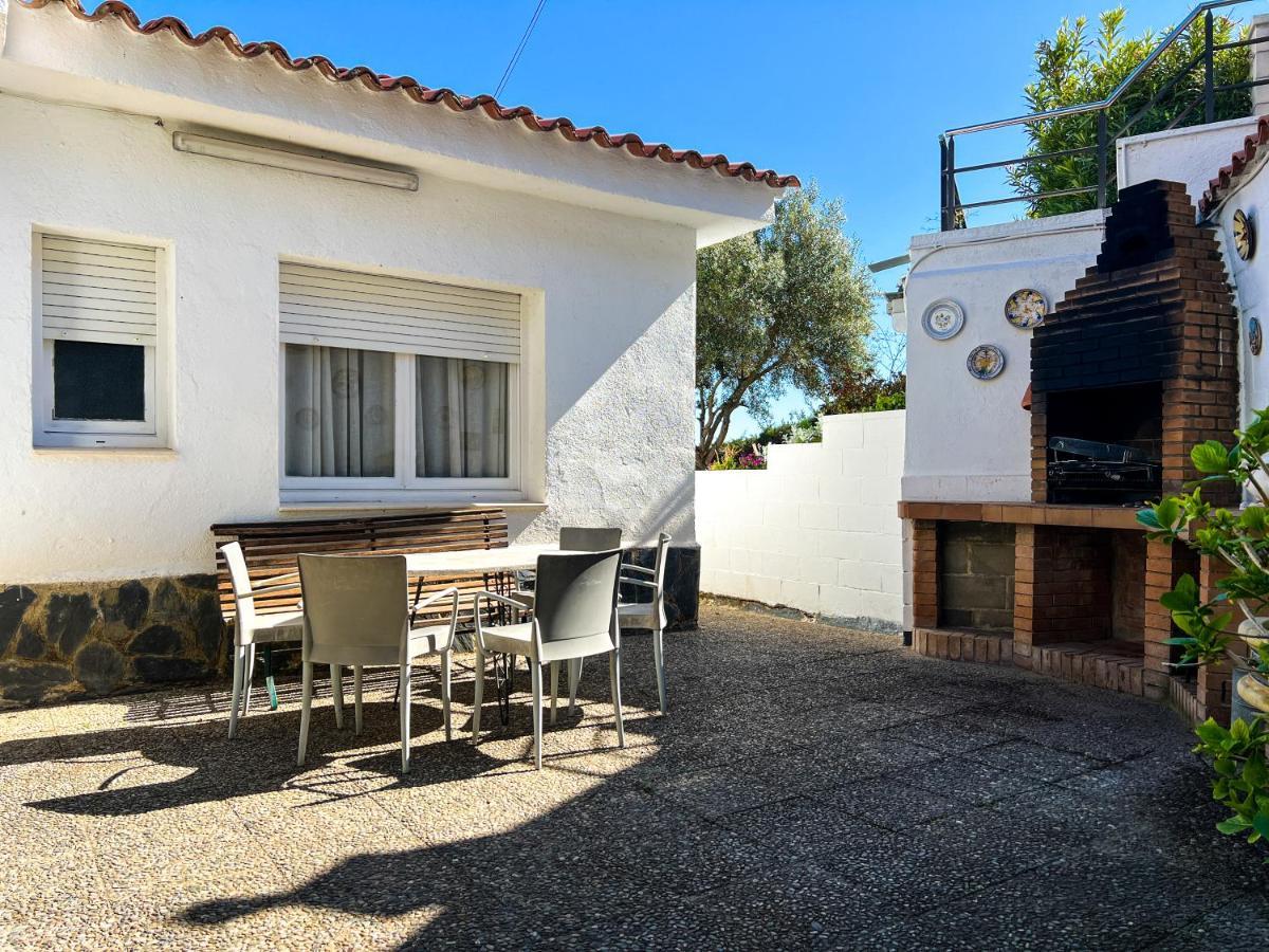 Villa Vivalidays Casa Ricardo Sant Cebrià de Vallalta Esterno foto