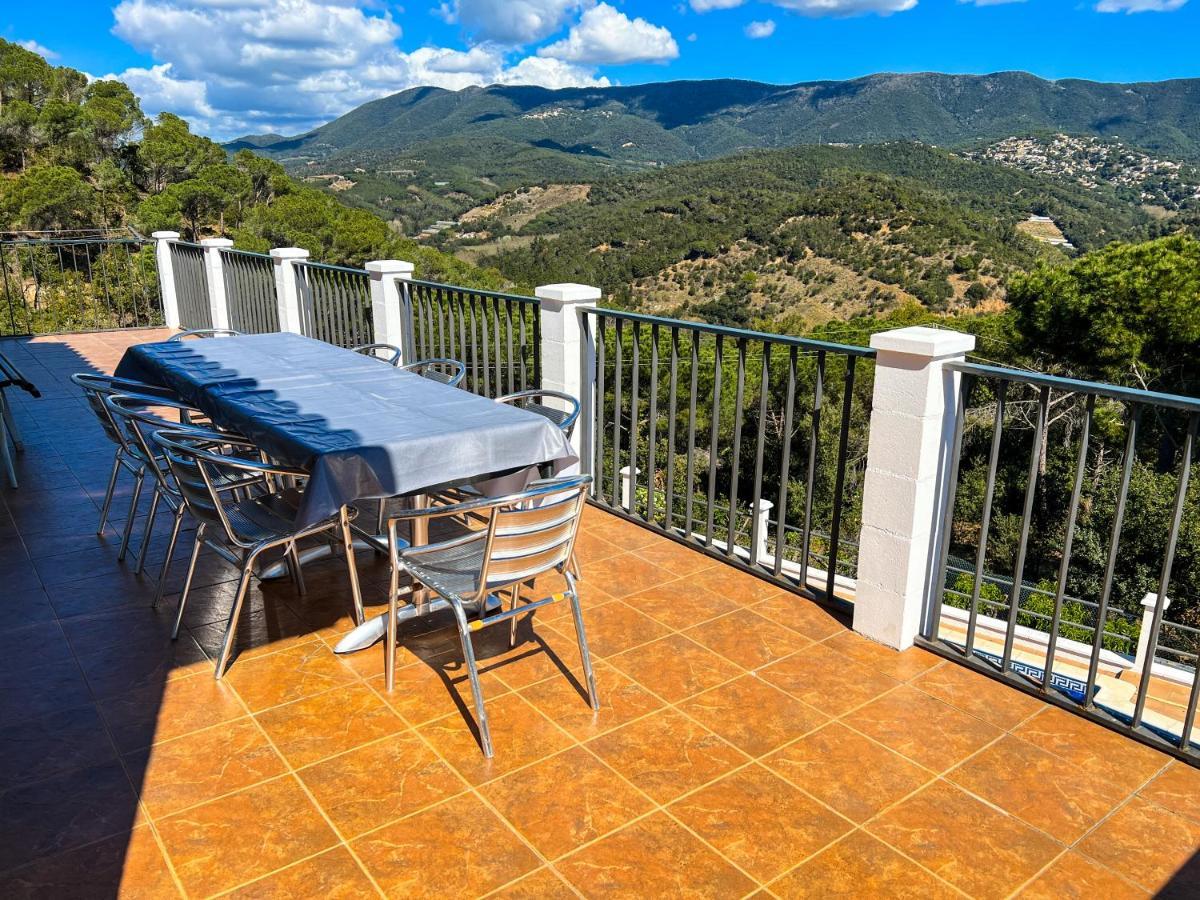 Villa Vivalidays Casa Ricardo Sant Cebrià de Vallalta Esterno foto
